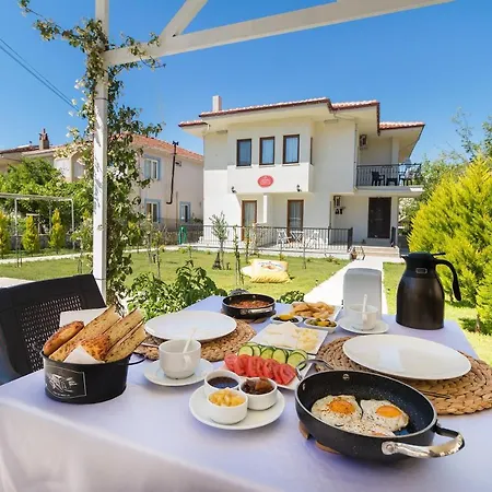 호텔 Kamelya Selimiye 무글라