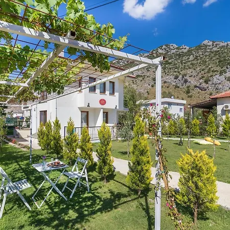 호텔 Kamelya Selimiye *